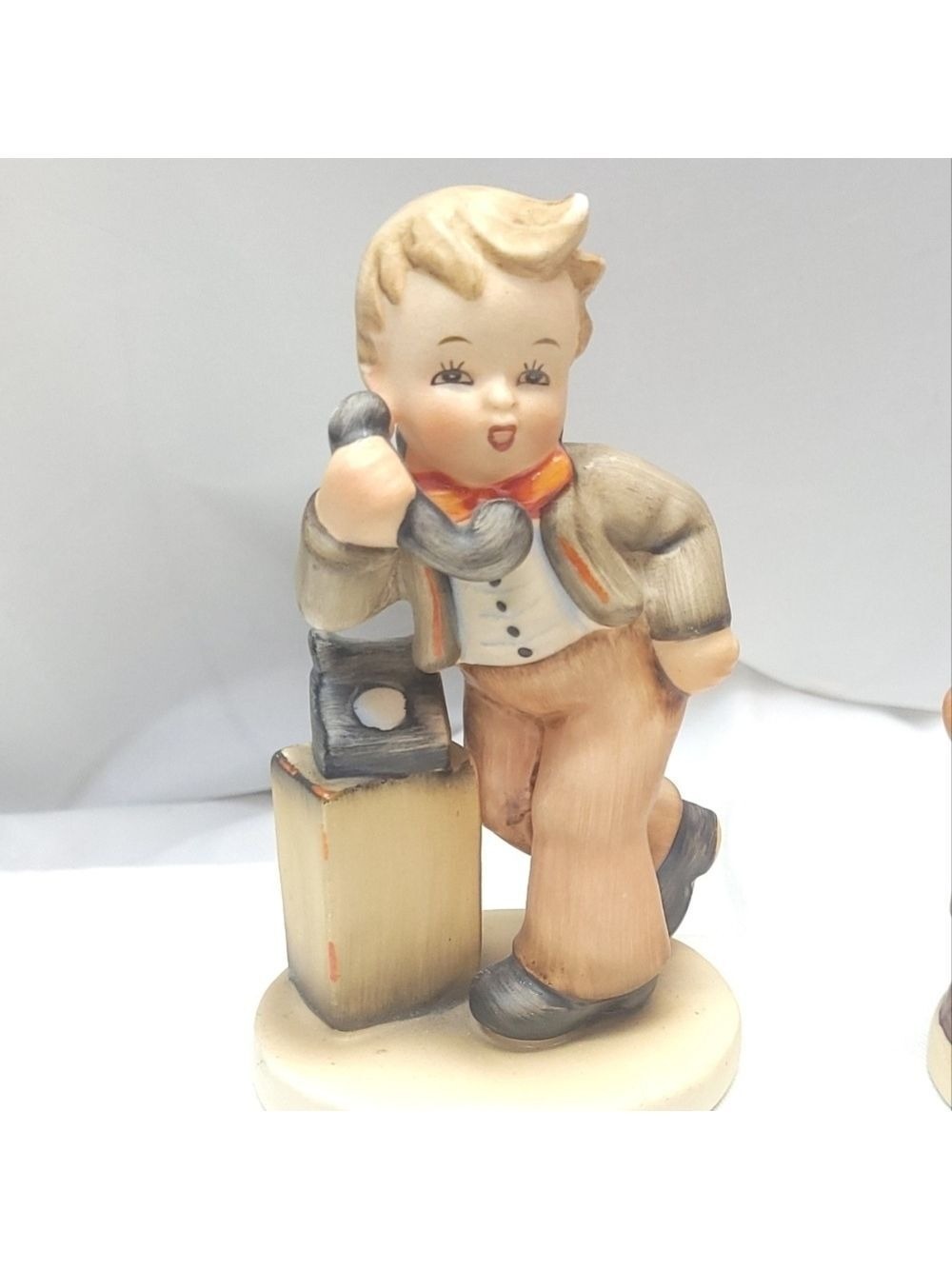 Vintage Napco Figurines - Picture 2 of 8